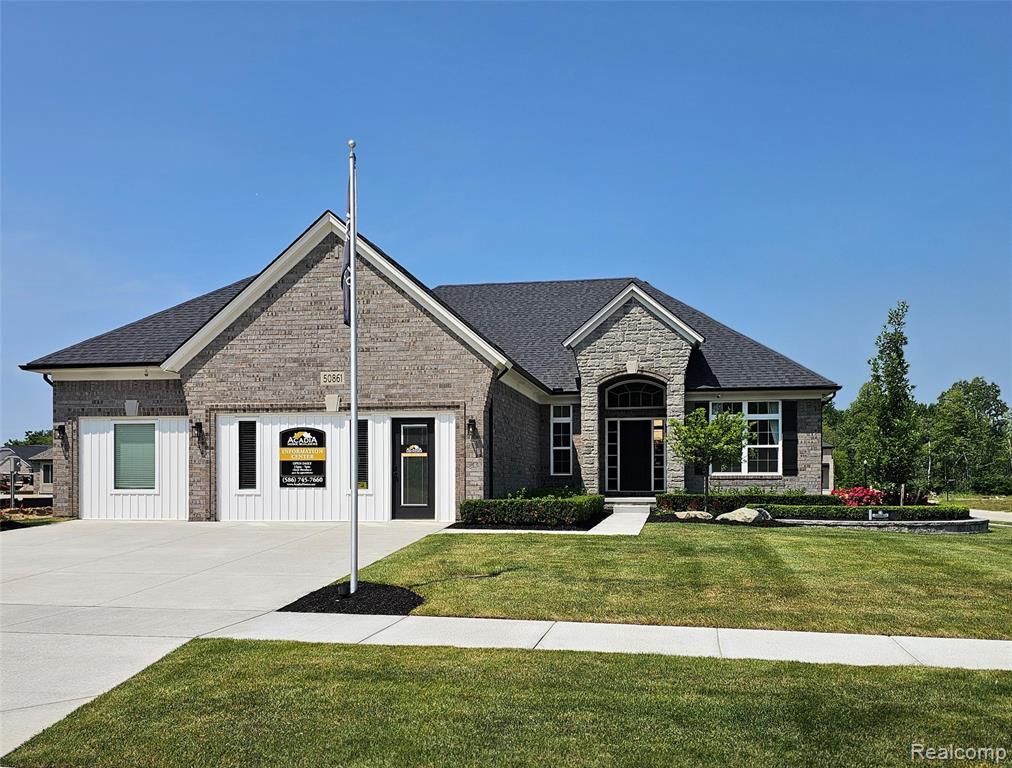 54765 Palomino Dr, Shelby, MI 48315 — front exterior