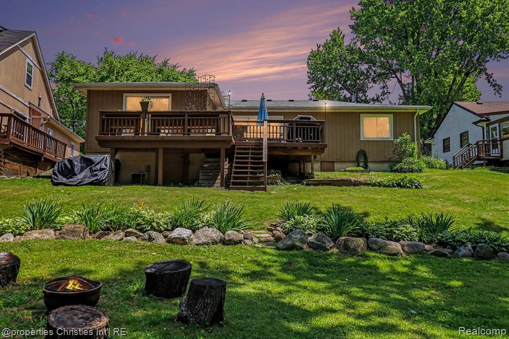 9567 Susin Lane, Clarkston, MI 48348 — Photo 4