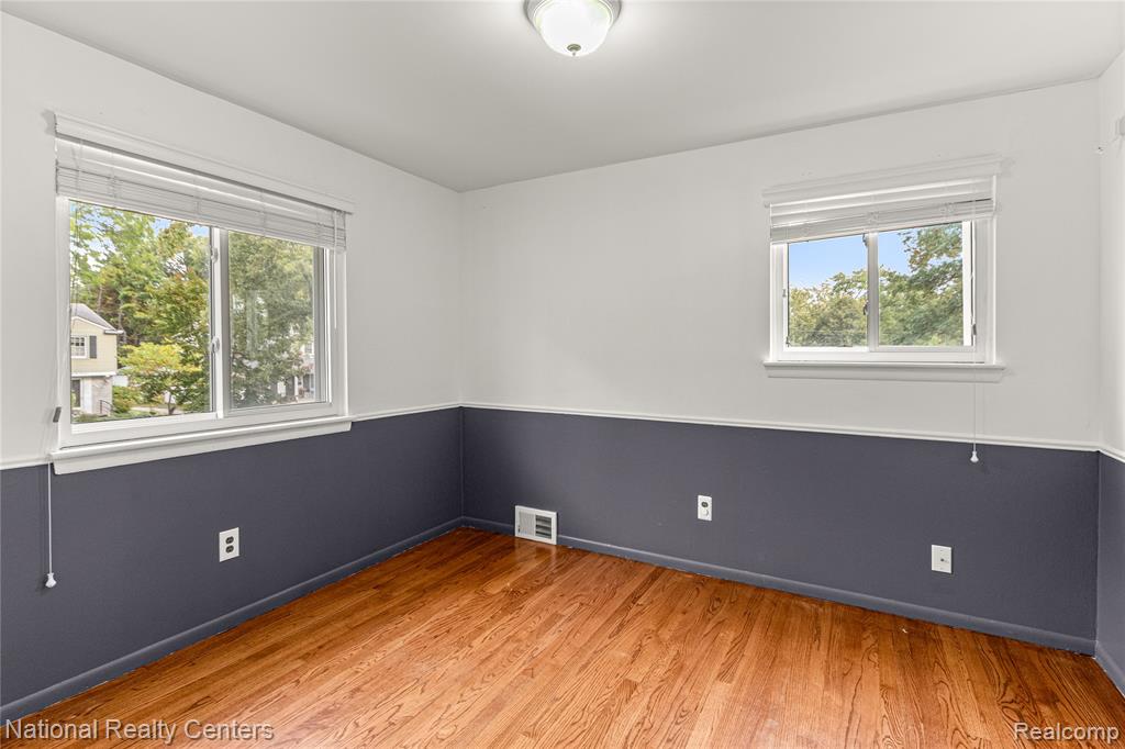 4303 Auburn Drive, Royal Oak, MI 48073 — Photo 16