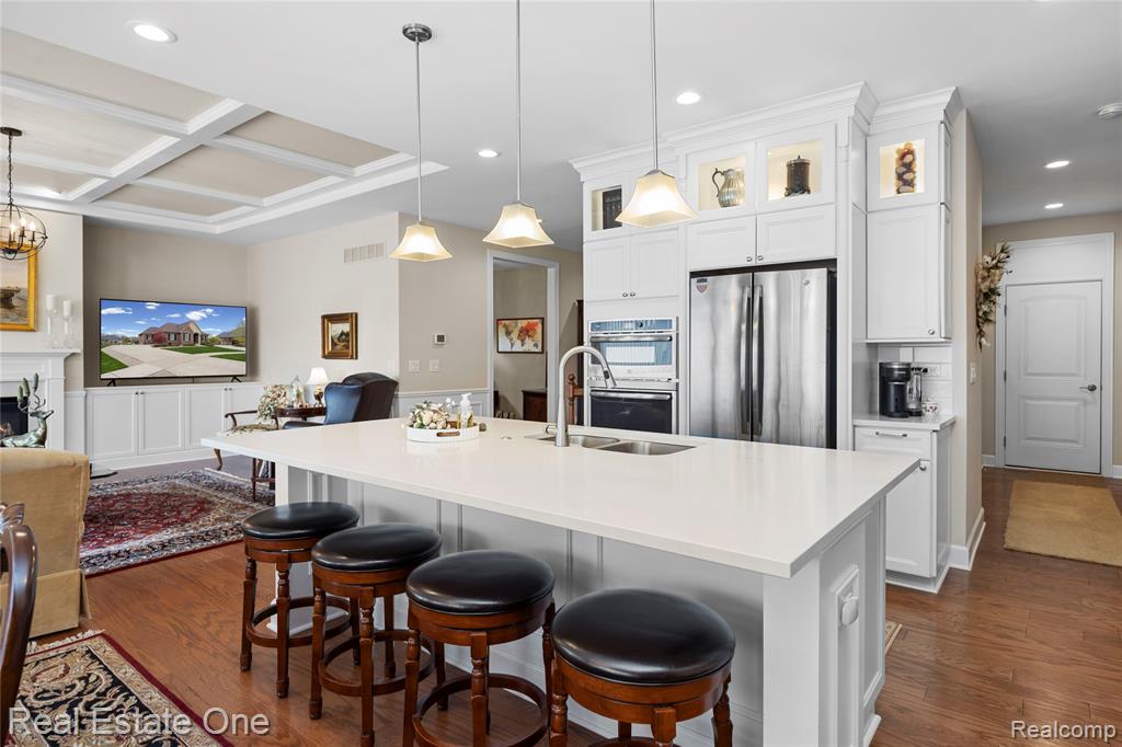 49031 Honey Tree Court Court, Northville, MI 48168 — Photo 17