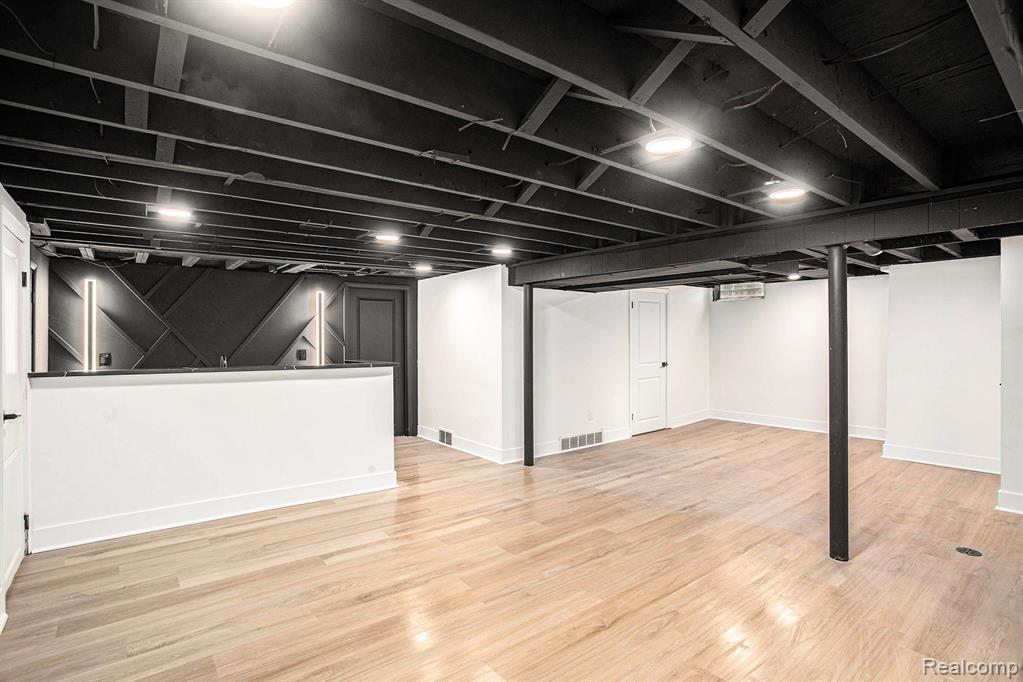 31100 W Rutland Street, Beverly Hills, MI 48025 — Photo 19