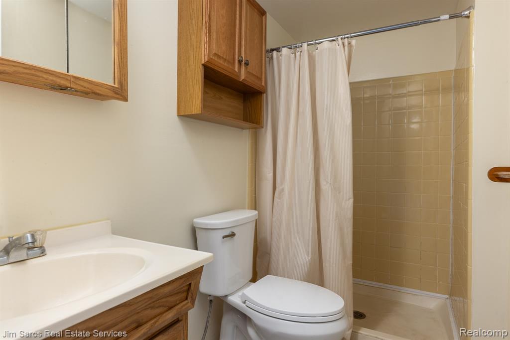 47425 Barbara Road, Macomb, MI 48044 — Photo 22