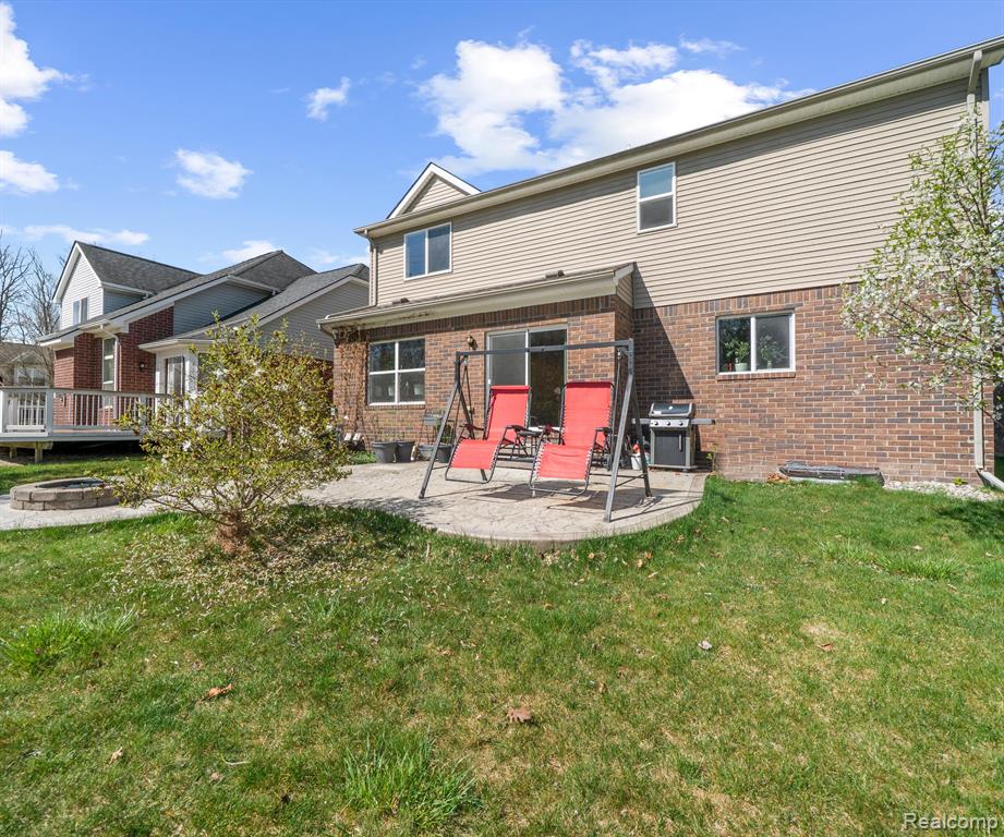 43442 CHERRYWOOD Lane, Canton, MI 48188 — Photo 44