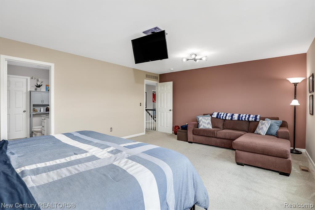 8421 Walnut Hill, Dexter, MI 48130 — Photo 33