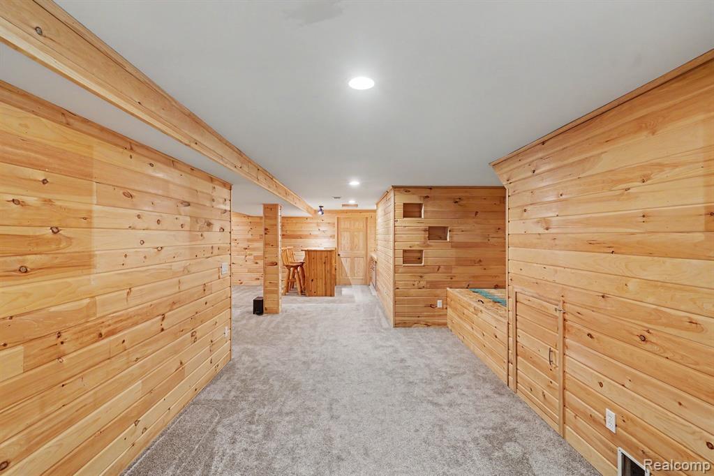 8012 Fox Hollow Road, Goodrich Vlg, MI — Photo 19