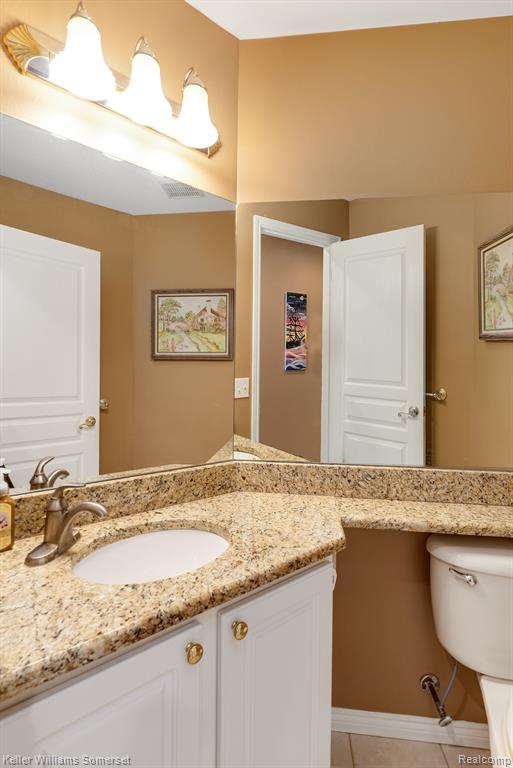55328 BELMONT Drive, Shelby Twp, MI 48315 — Photo 38