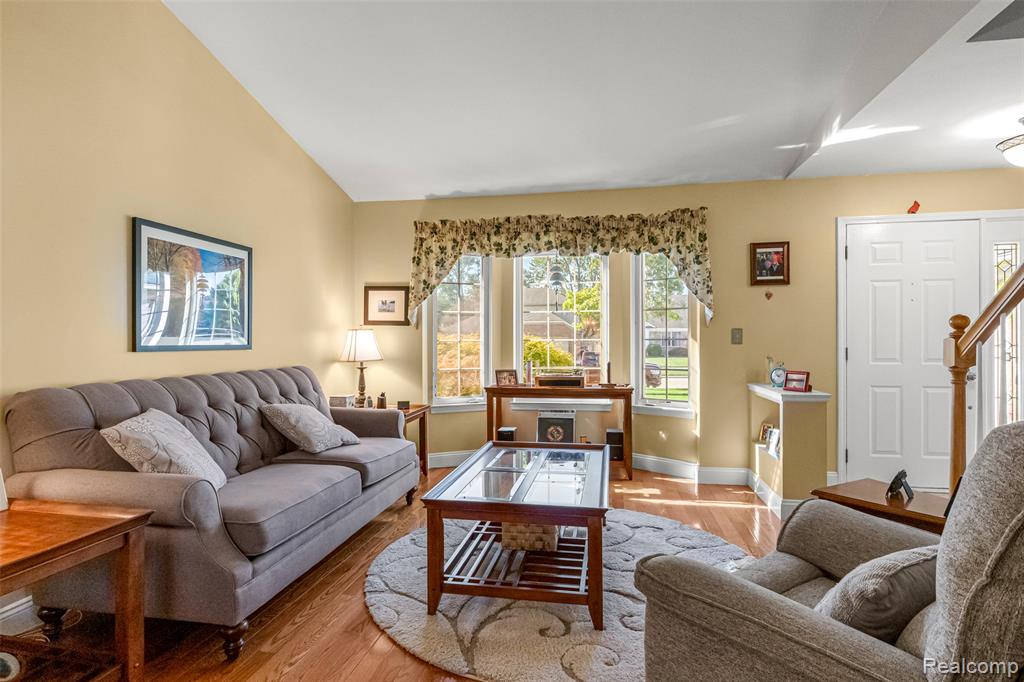 780 Saint Johns Boulevard, Lincoln Park, MI 48146 — Photo 6