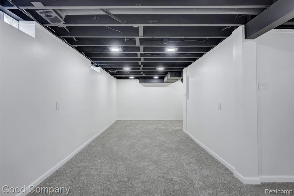 24250 Majestic Street, Oak Park, MI 48237 — Photo 49