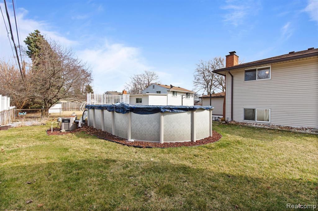 8573 SAN MARCO Boulevard, Sterling Heights, MI 48313 — Photo 28