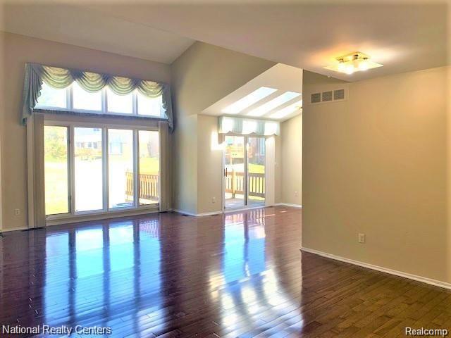 4175 BRECKENRIDGE Drive, West Bloomfield, MI — Photo 3