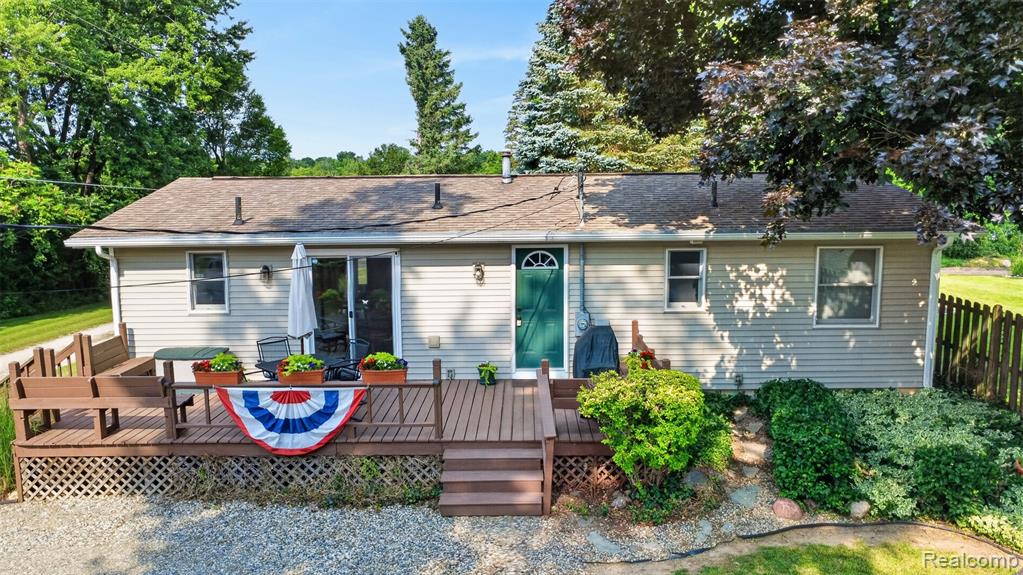 5977 Anglers Drive, Ortonville, MI 48462 — Photo 45