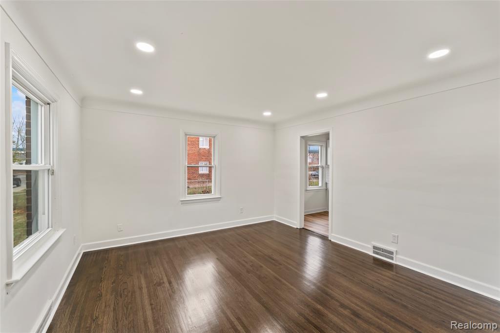 235 GOODELL Street, River Rouge, MI 48218 — Photo 10