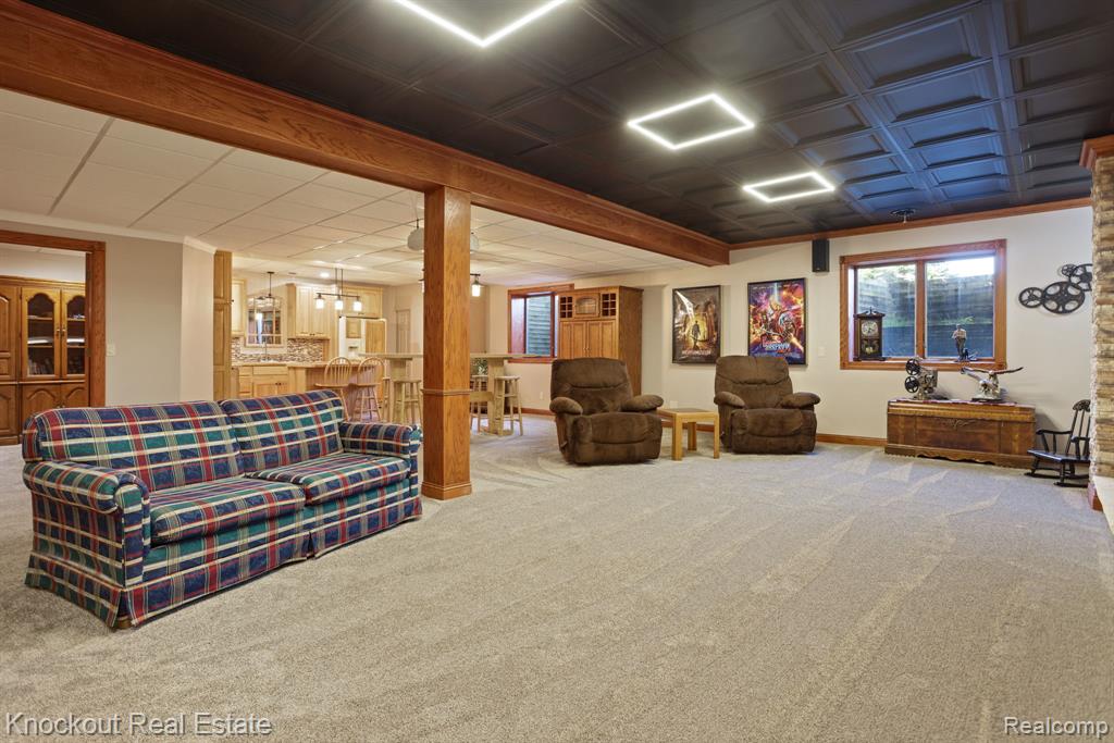 10205 Bradley Road, Frankenmuth, MI 48734 — Photo 34