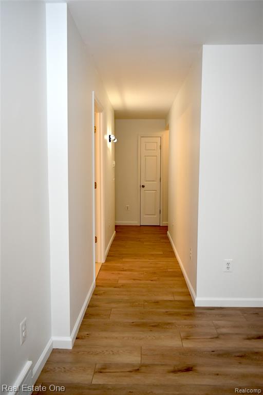 825 Ferley Street, Lansing, MI 48911 — Photo 6