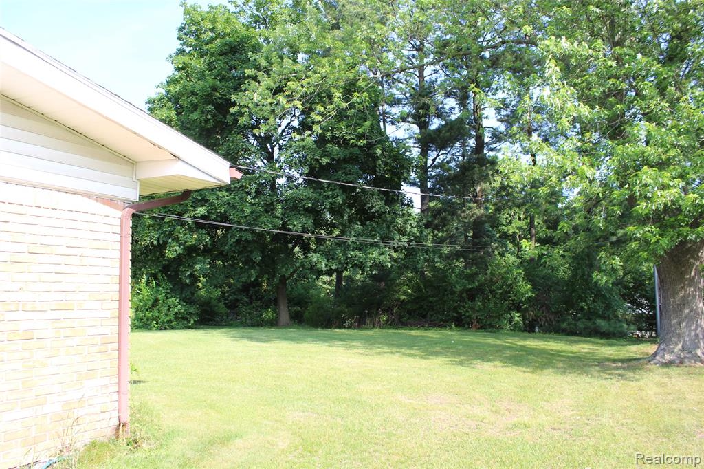 4037 Sandy Creek Drive, Utica, MI 48316 — Photo 23