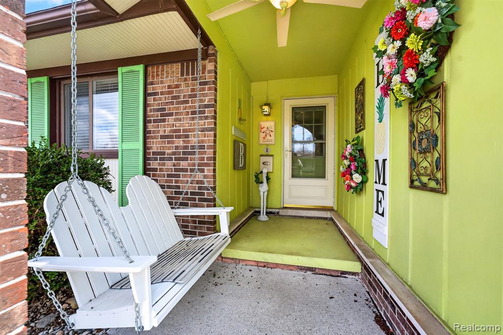 18209 Winwood Avenue, Brownstown, MI 48193 — Photo 2