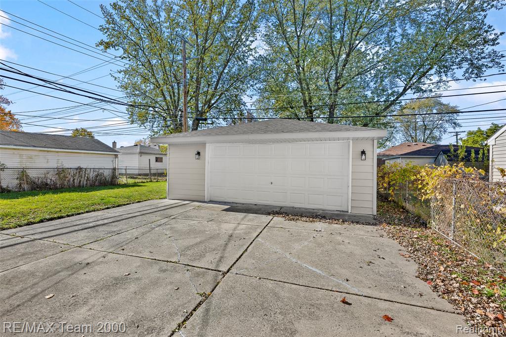 577 Brandt Street, Garden City, MI — Photo 6