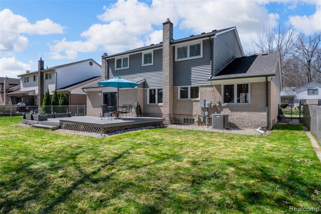 9447 Continental Drive, Taylor, MI 48180 — Photo 38