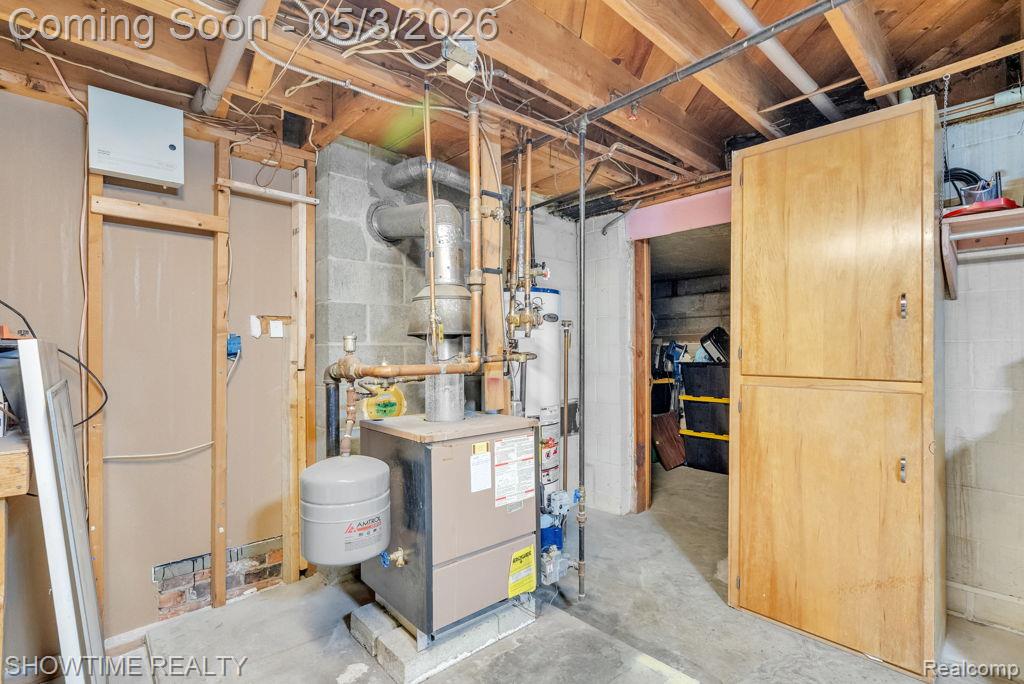 5211 Lakeshore Road, Fort Gratiot, MI 48059 — Photo 56