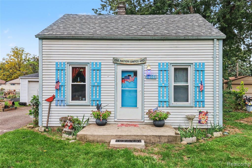 34609 Marquette Street, Westland, MI