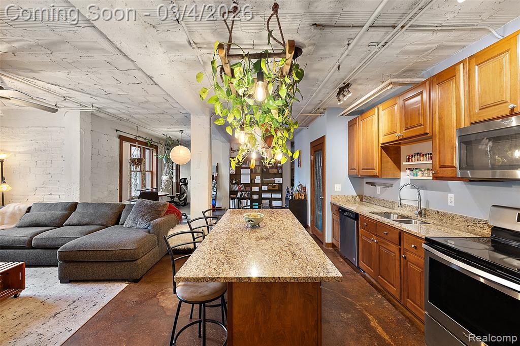 78 Watson Street, Detroit, MI 48201 — Photo 7