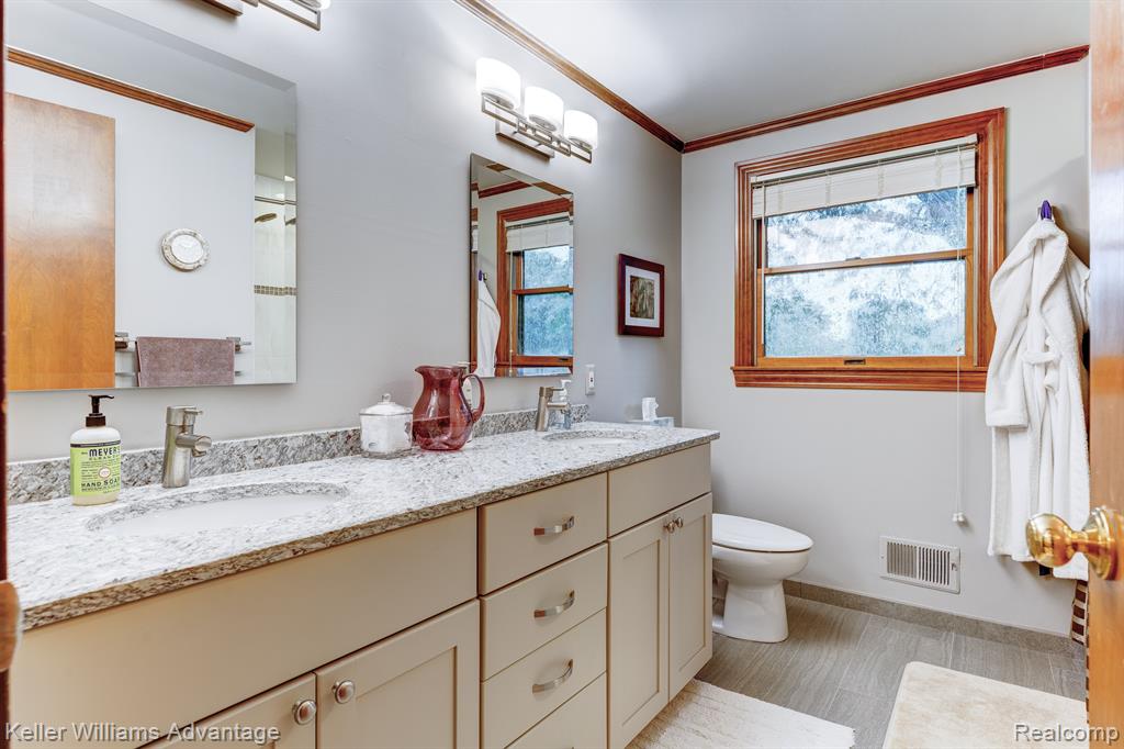 41764 Camden Court, Northville, MI 48168 — Photo 32