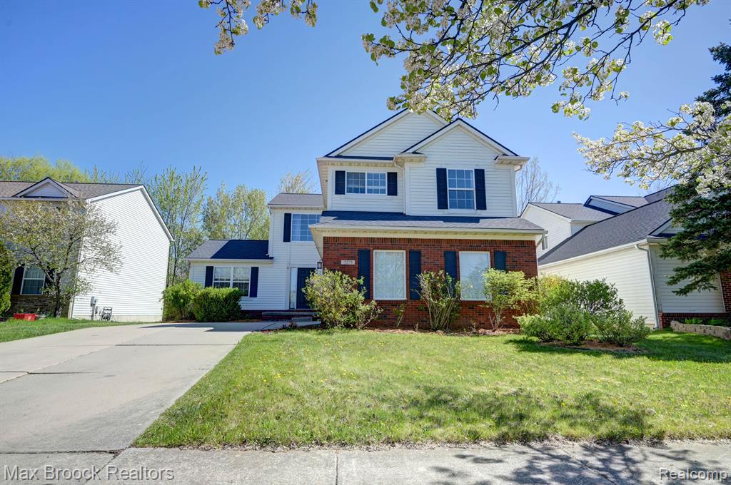 7273 BELLE MEADE Street, Ypsilanti, MI 48197 — Photo 2