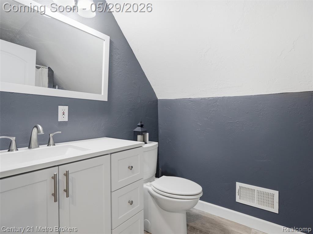 11447 N Latson Road, Linden, MI 48451 — Photo 25
