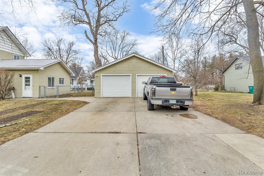 732 N 9TH Street, St. Clair, MI 48079 — Photo 6