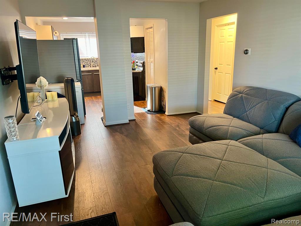 4859 MANSFIELD Avenue, H-06, Royal Oak, MI 48073 — Photo 7