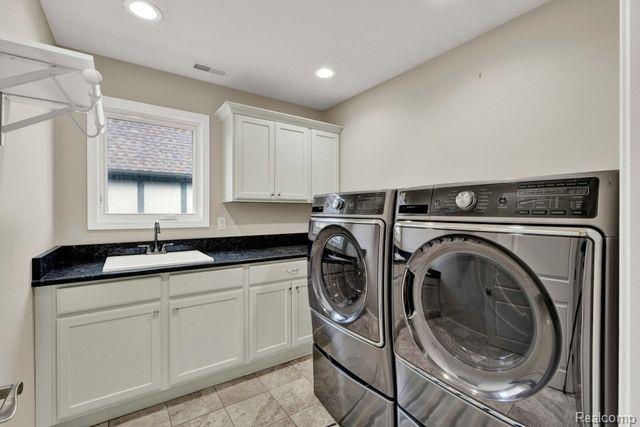 410 CATALPA Drive, Birmingham, MI 48009 — Photo 33