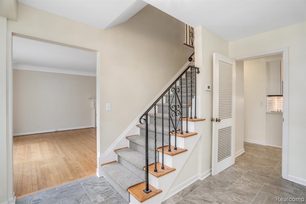 4259 WENDELL Road, West Bloomfield, MI 48323 — Photo 8