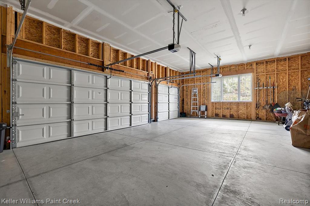 84 Greenan Lane, Lake Orion, MI 48362 — Photo 24