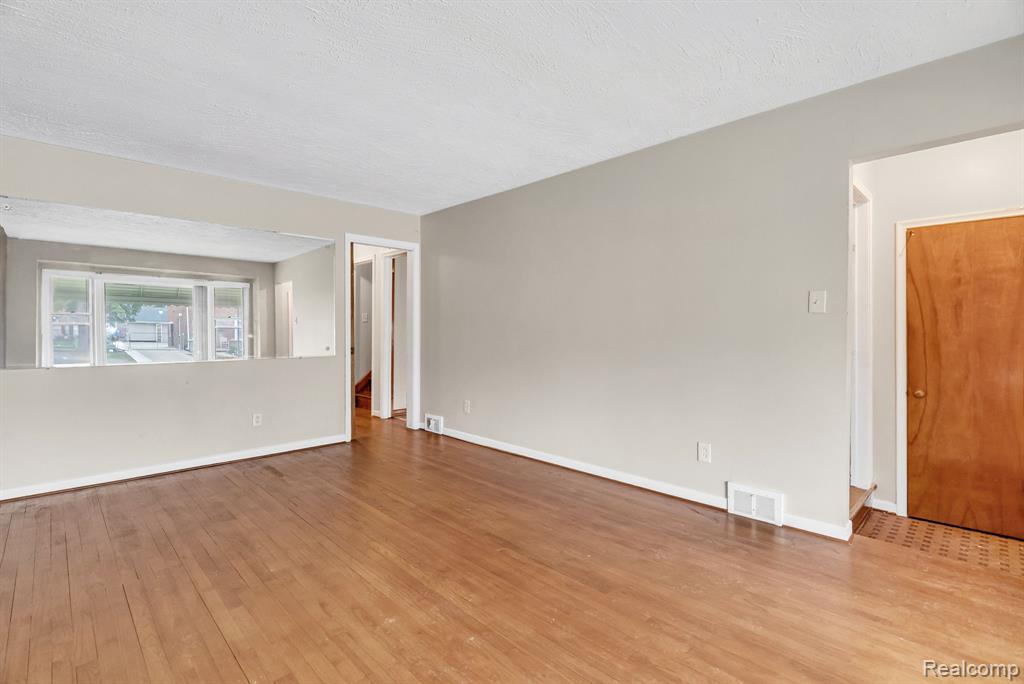 8227 Bingham Street, Detroit, MI 48228 — Photo 7