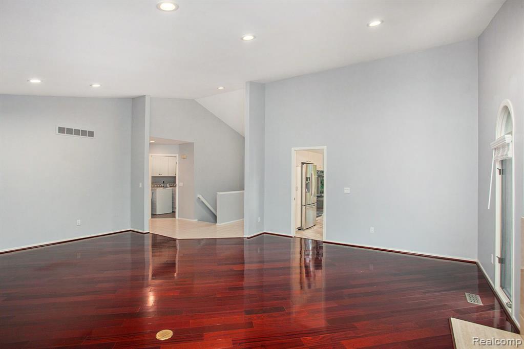 6830 Heron Point, West Bloomfield, MI 48323 — Photo 10
