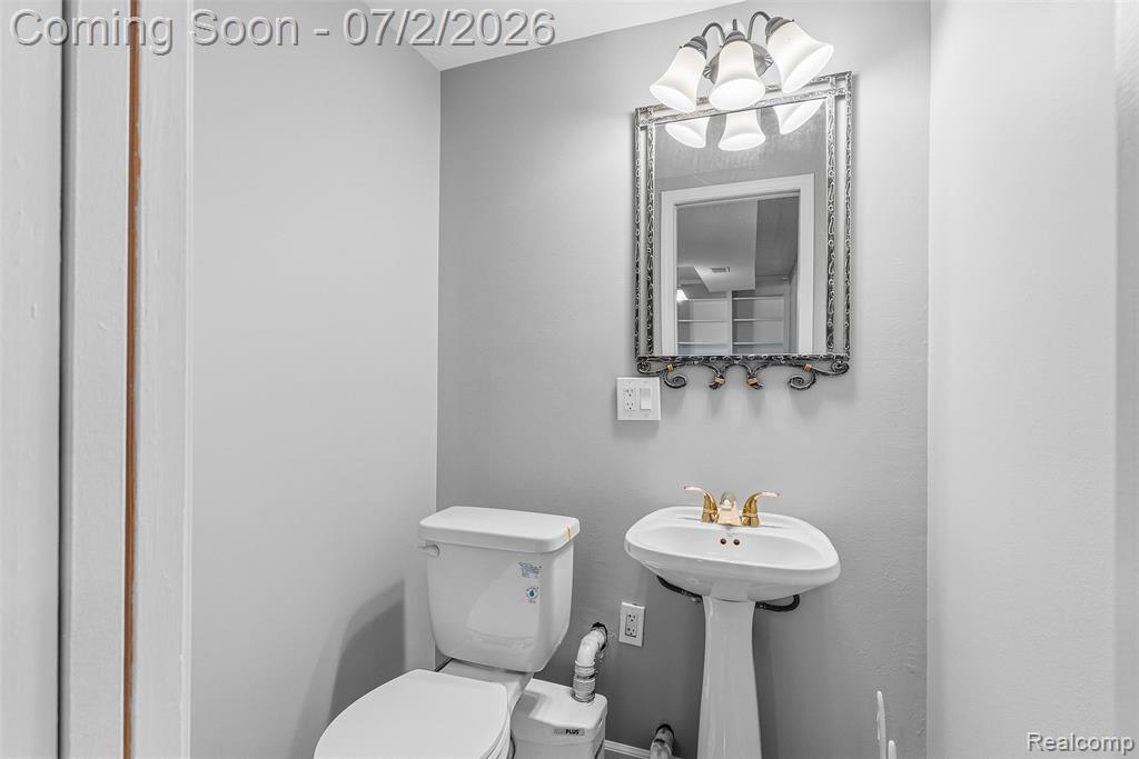 305 East Road, Holly, MI 48442 — Photo 26