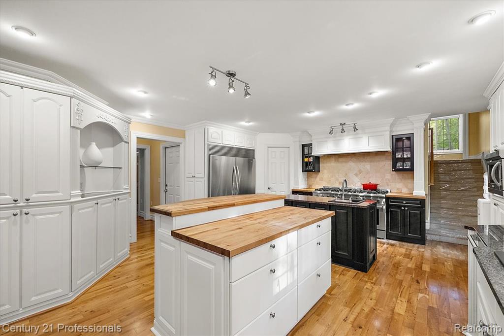 6705 College Park Drive, Clarkston, MI — Photo 52