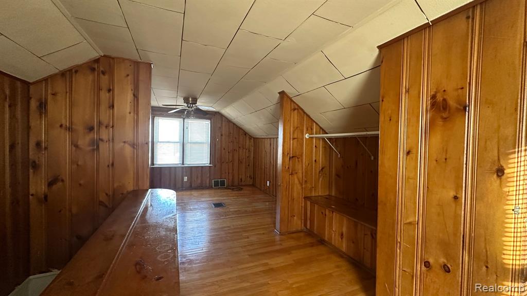 20301 Gilchrist Street, Detroit, MI 48235 — Photo 8