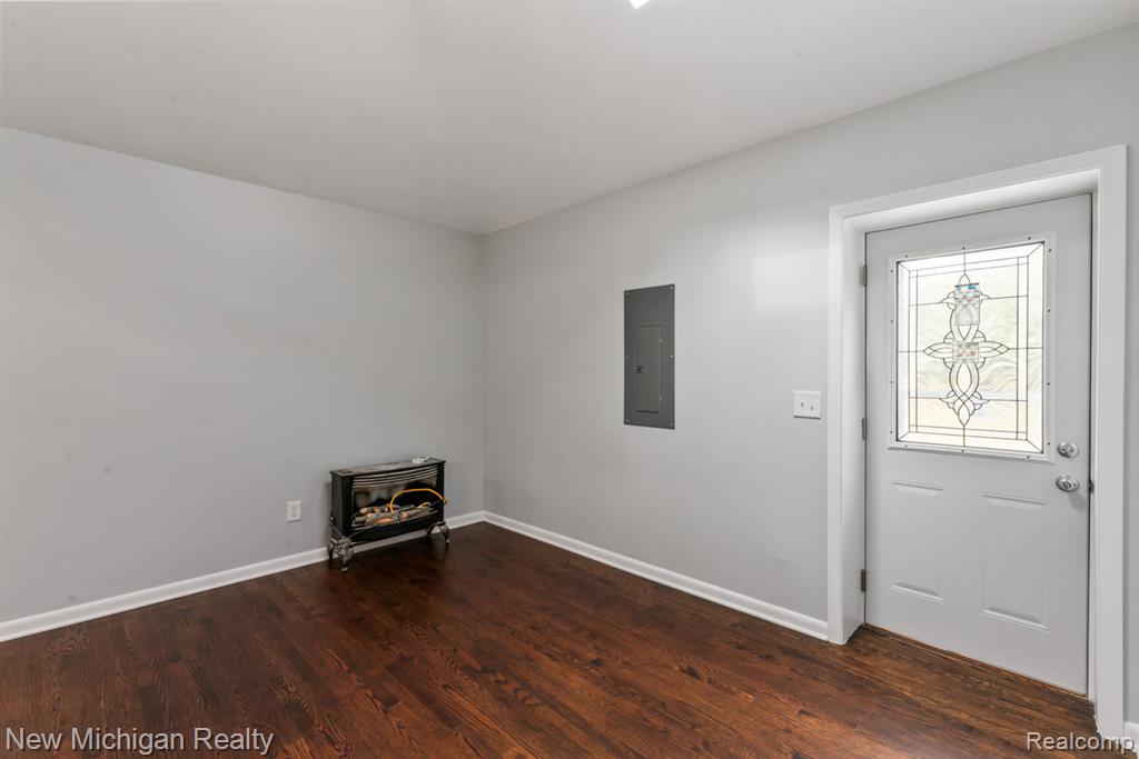 6239 Grange Hall Road, Holly, MI 48442 — Photo 18