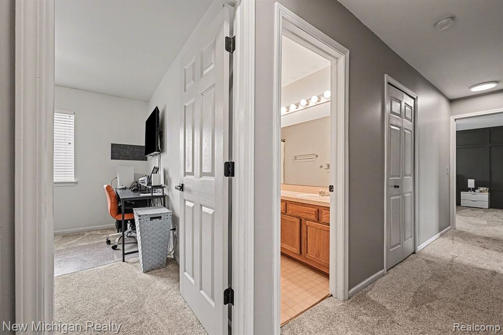6612 Ashley Court, Waterford, MI 48327 — Photo 27