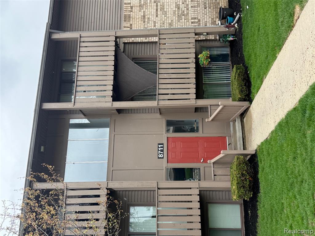 8711 Candlewood Trail, Brighton, MI, 48116