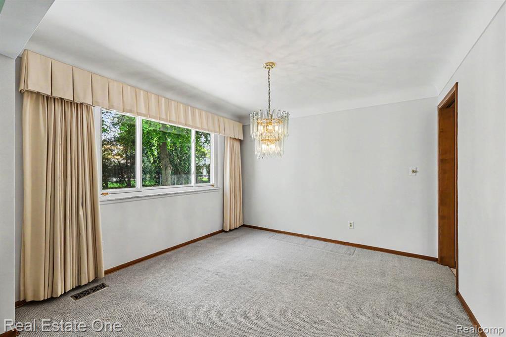 3888 Boulder Drive, Troy, MI 48084 — Photo 9