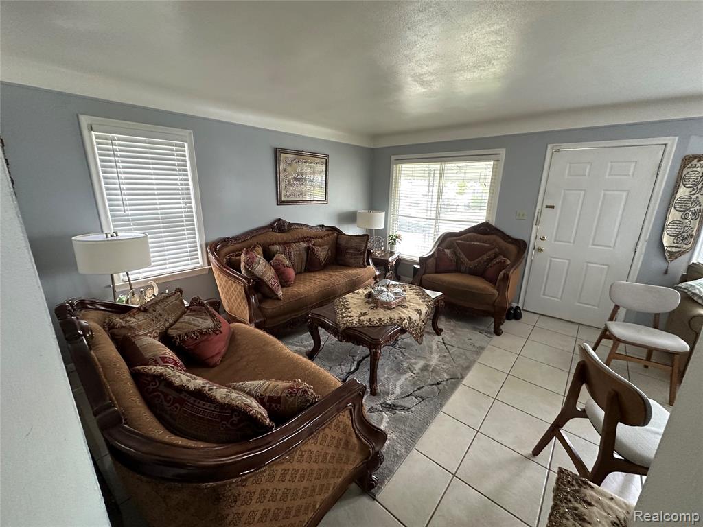 6222 Faust Avenue, Detroit, MI 48228 — Photo 3