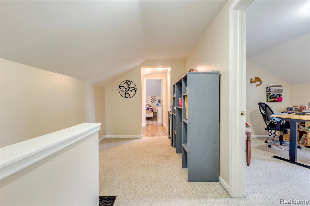 901 GARFIELD Street, Port Huron, MI 48060 — Photo 25