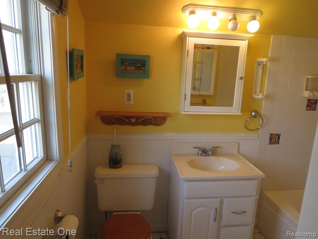 772 BURROUGHS Street, Plymouth, MI 48170 — Photo 32
