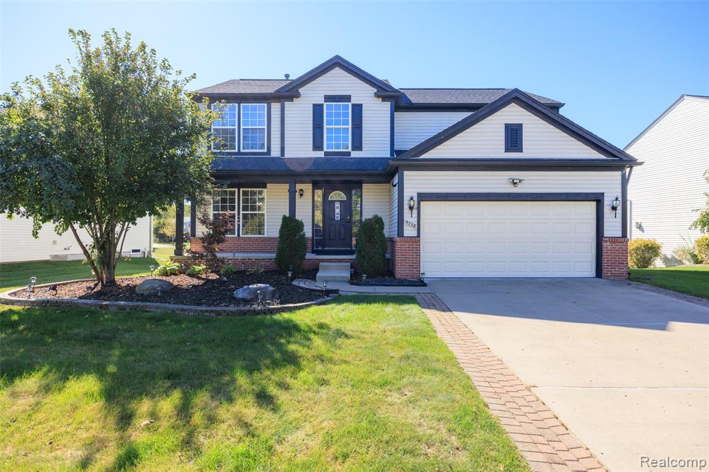 9778 Ravenshire Drive, Ypsilanti, MI 48198 — Photo 2