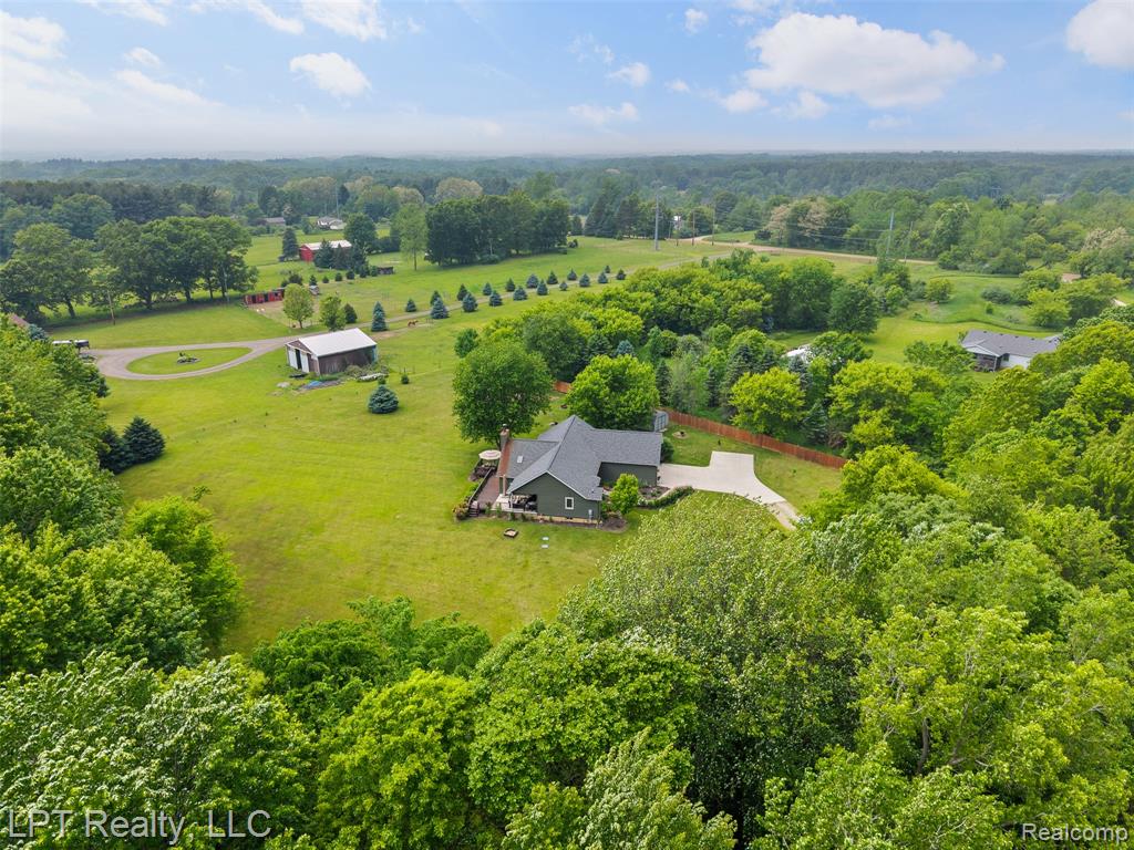 2588 E Jones Road, Howell, MI 48855 — Photo 34