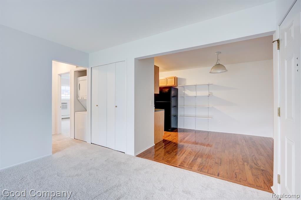 2425 TORQUAY Avenue, 102A, Royal Oak, MI 48073 — Photo 5