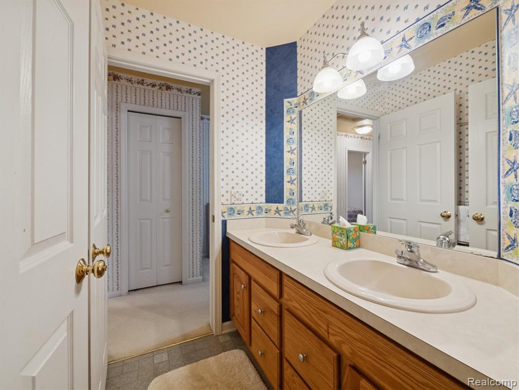 16184 Pine Lake Forest Drive, Linden, MI 48451 — Photo 40