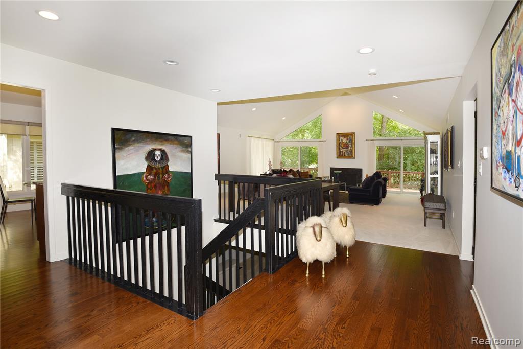 6536 Pleasant Lake Court, West Bloomfield, MI — Photo 6